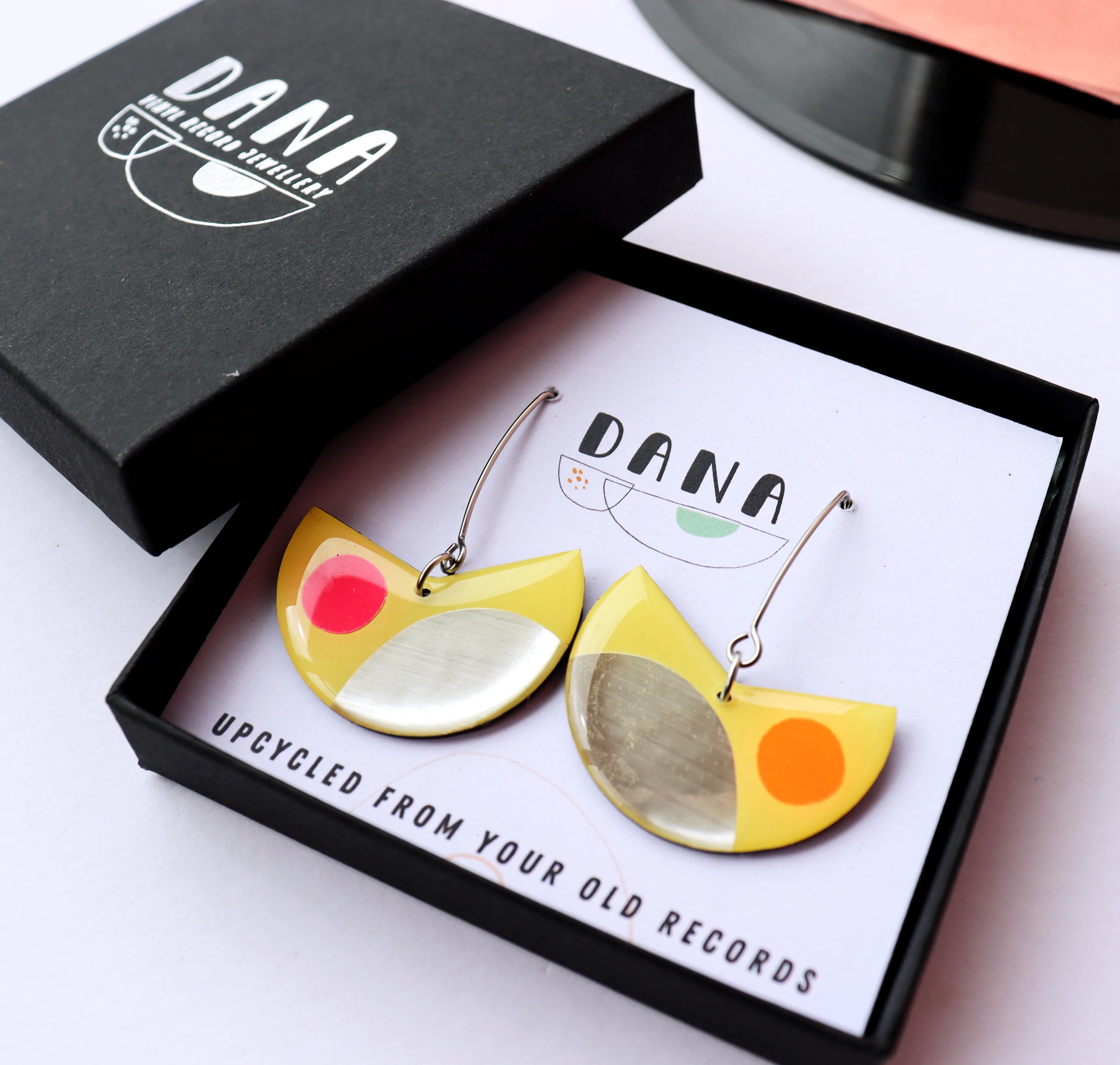 20% OFF 2 pairs left / PACMAN in pastel yellow, hot pink and neon orange / upcycled from your old records