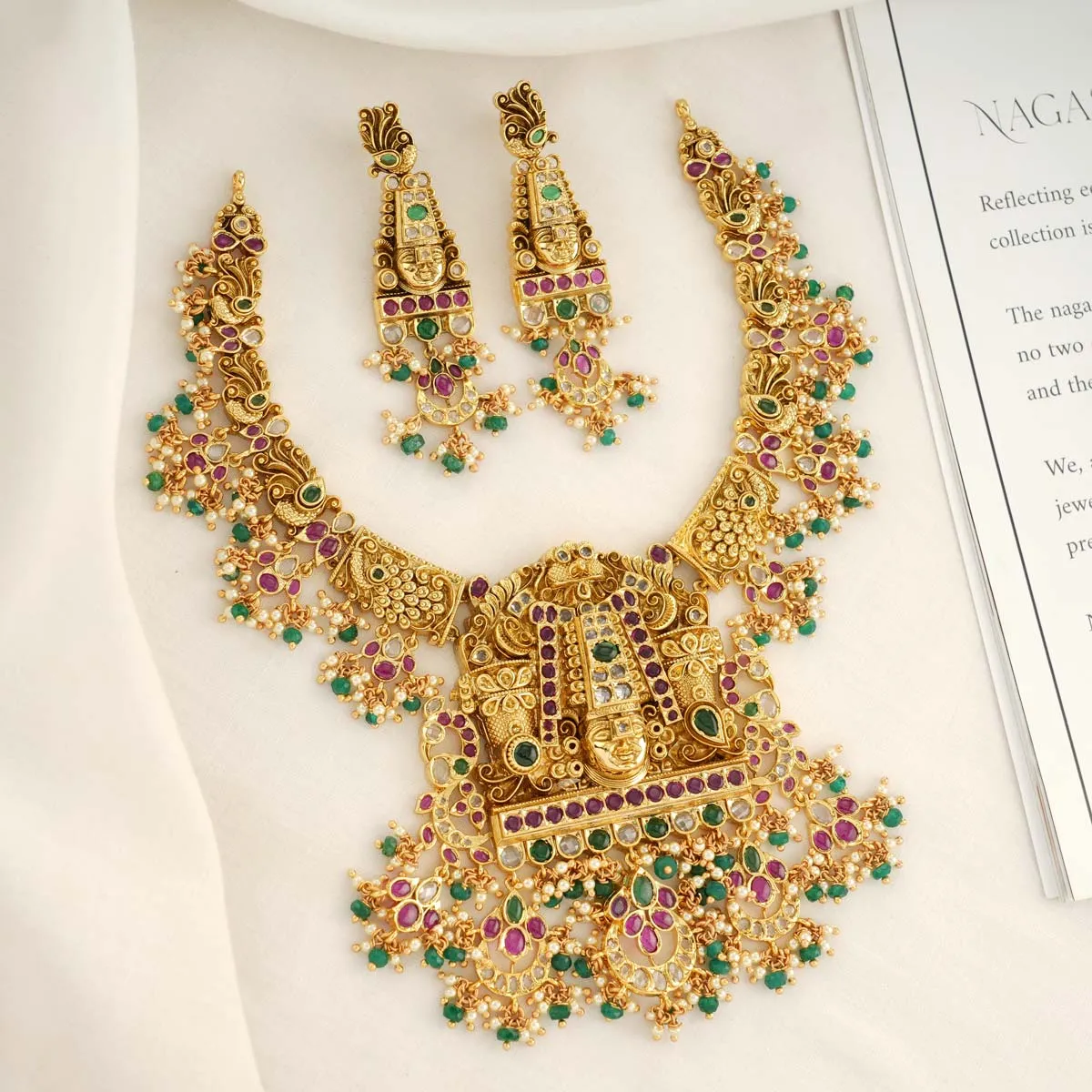 Aadrisha Nagas Necklace Set