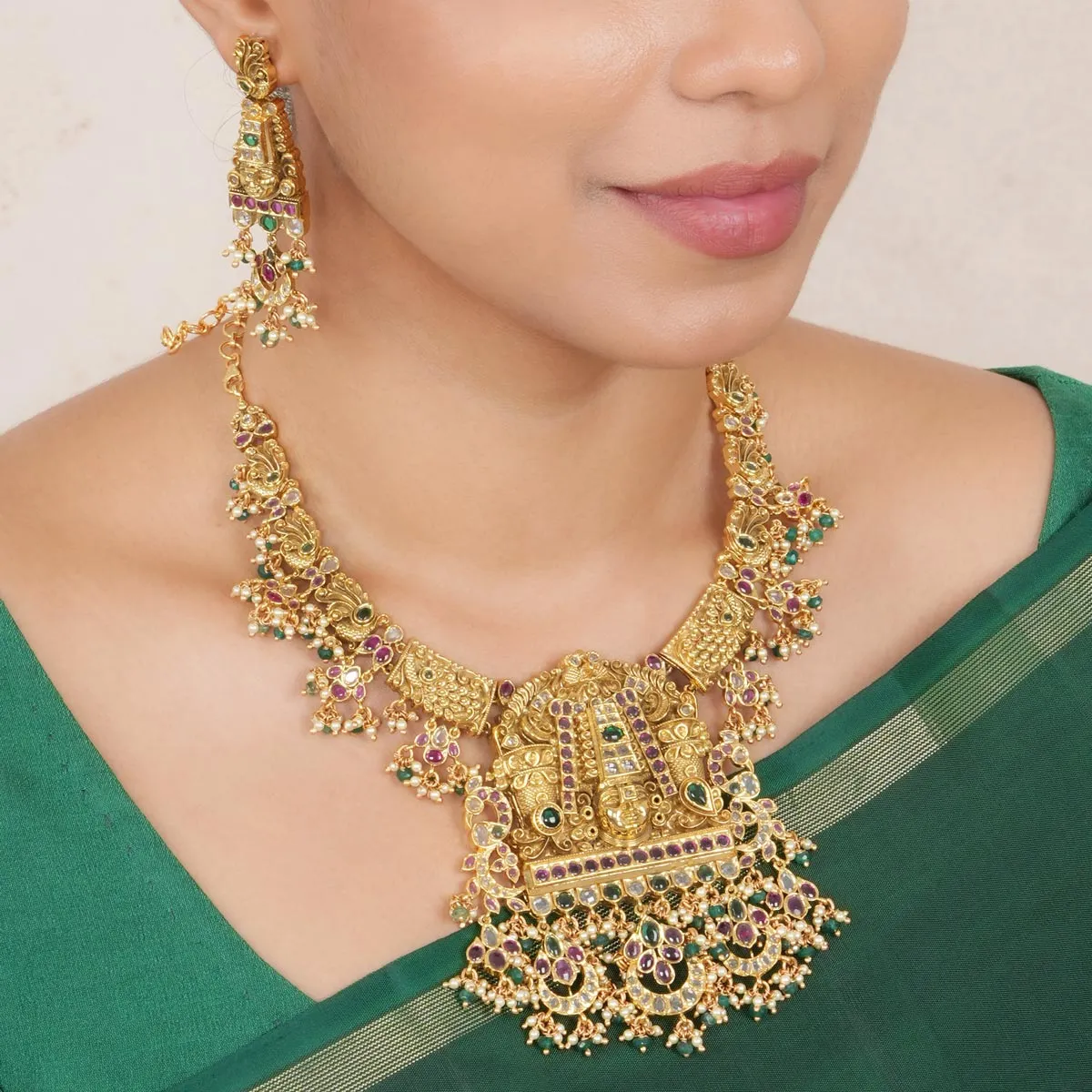 Aadrisha Nagas Necklace Set