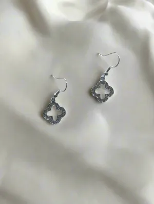 Alhambra Earrings - A Touch of Timeless Elegance