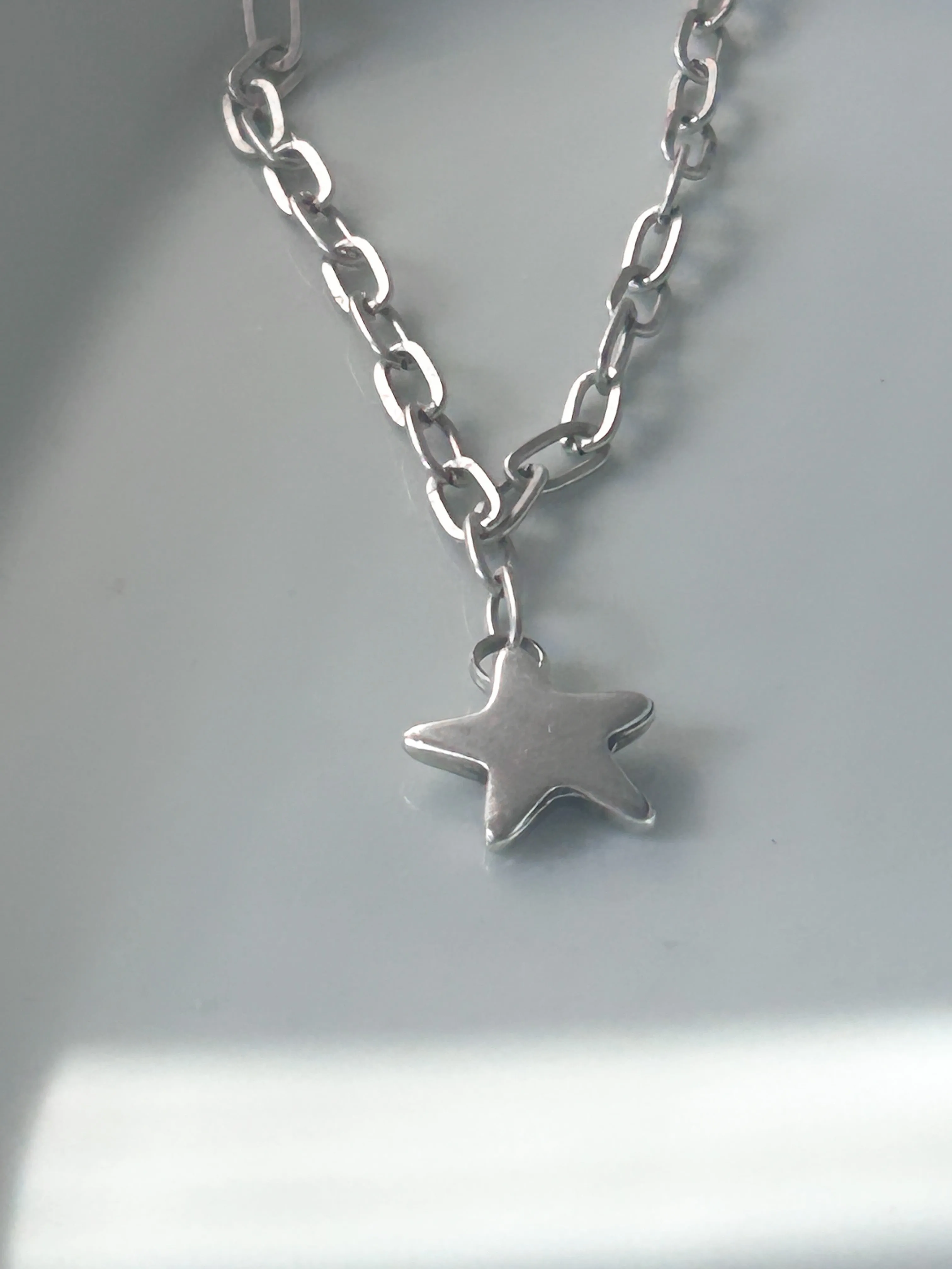 Chubby Star Lightweight Necklace