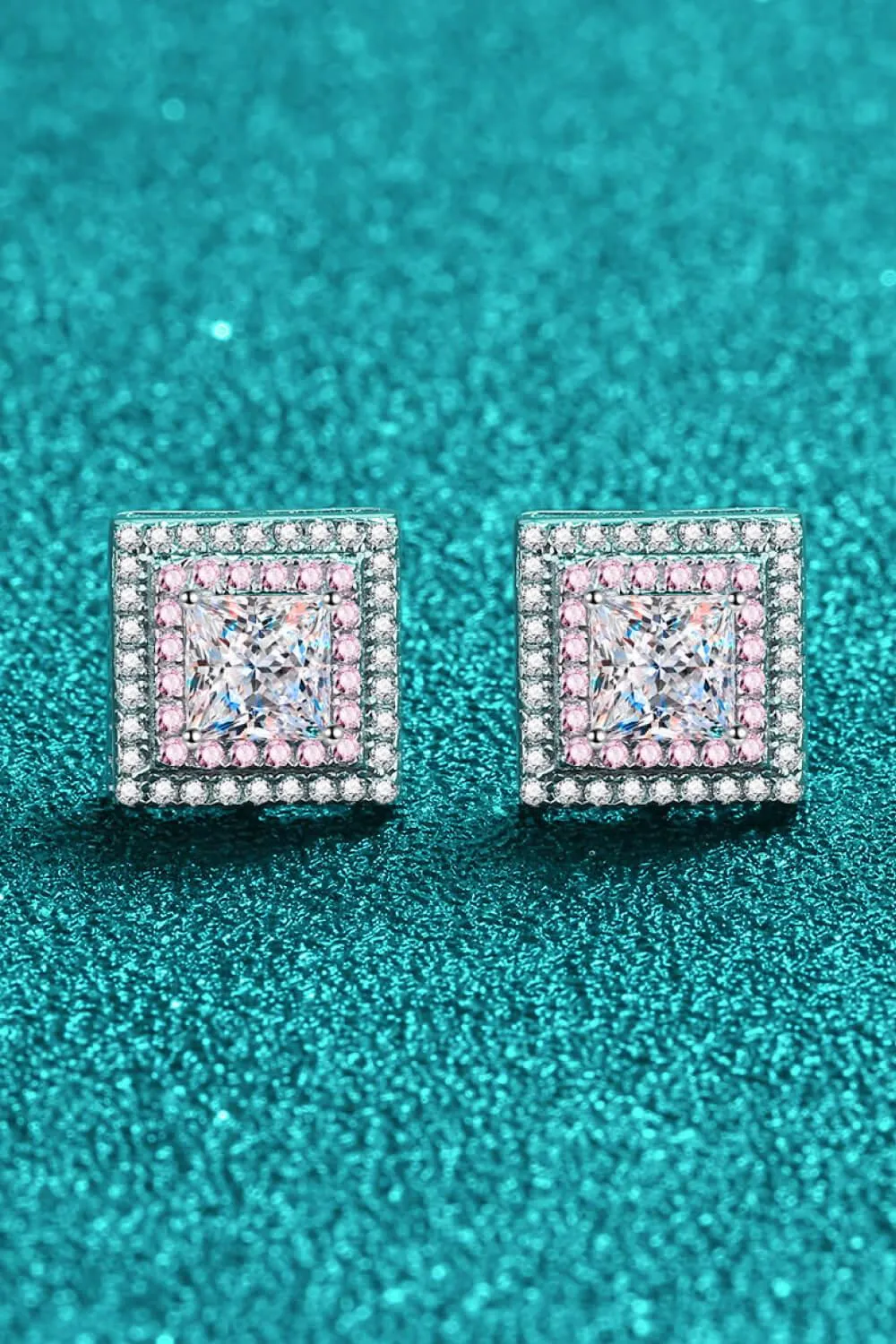 Elegant Geometric Moissanite Square Earrings - Timeless Luxury