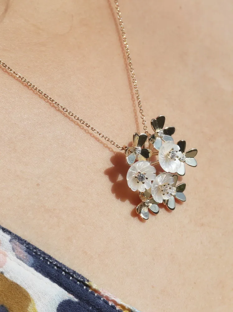 Flower Mother of Pearl and Exquisite Clover Lucky Necklace