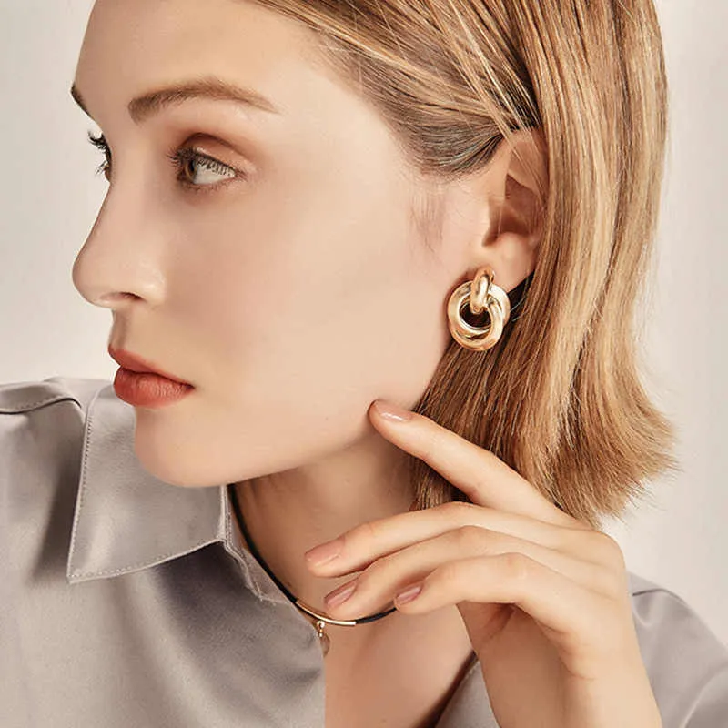Gold Knot Earrings for Women | 18K Yellow Gold Plated | Timeless Elegance