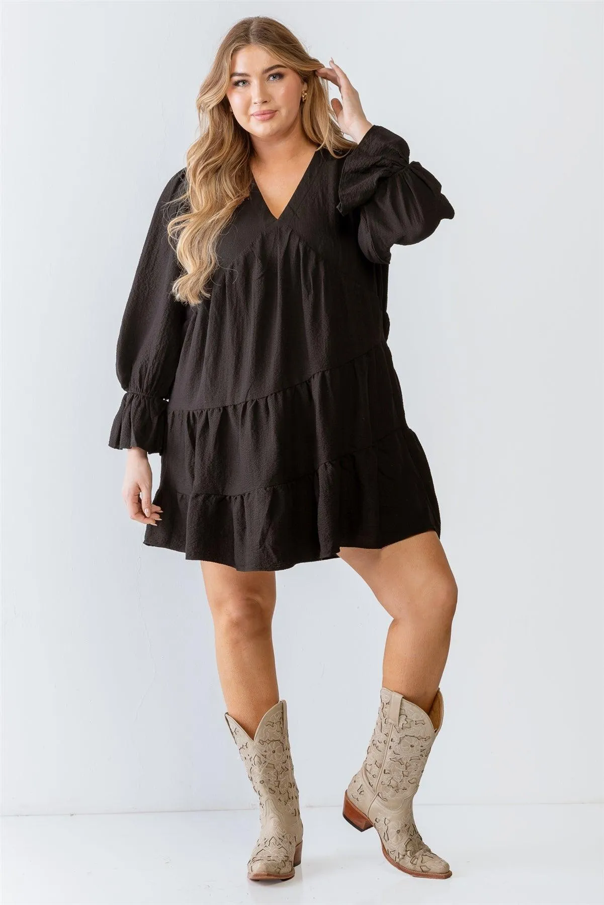 Junior Plus Black Textured Flare Hem Long Sleeve Mini Dress