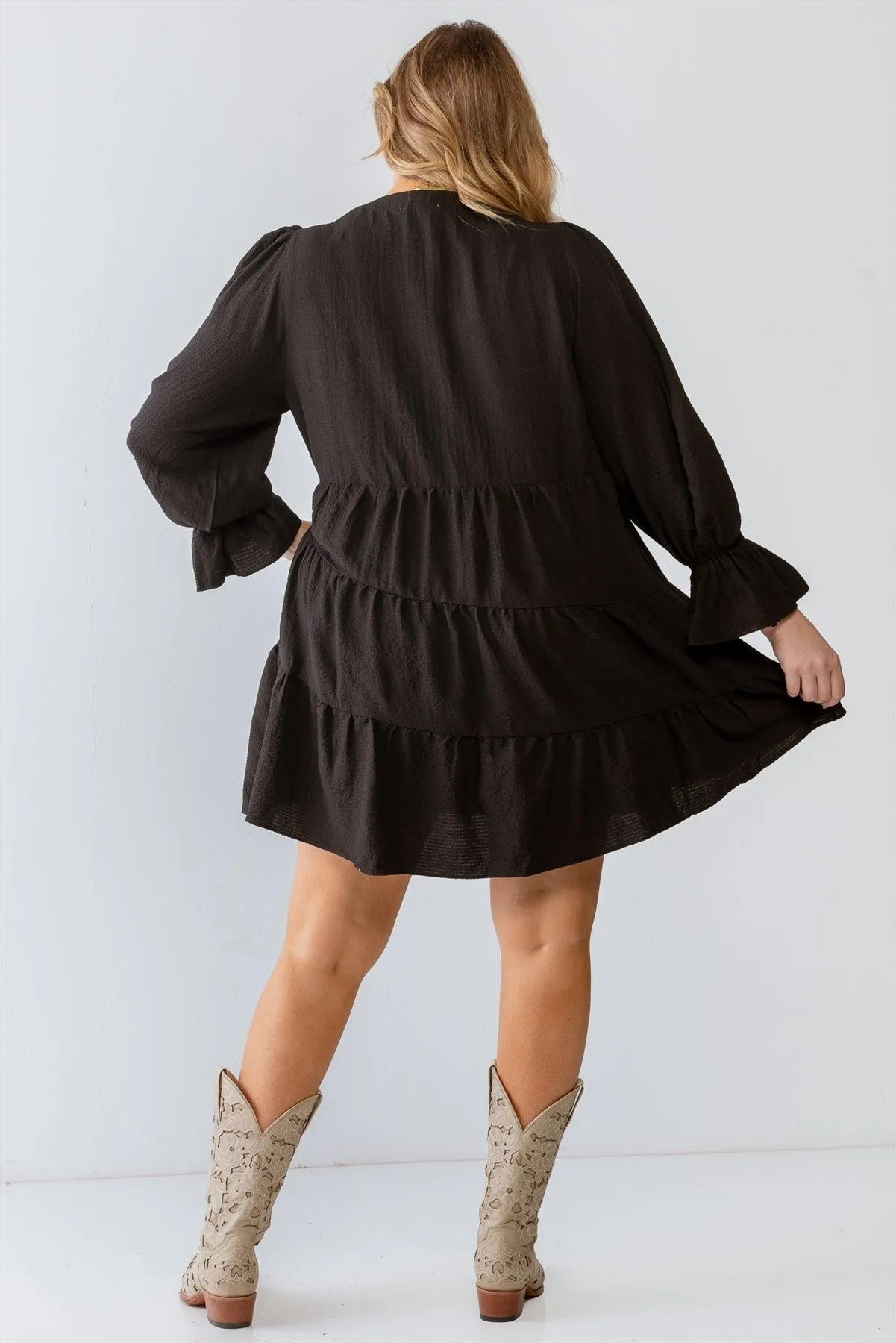 Junior Plus Black Textured Flare Hem Long Sleeve Mini Dress