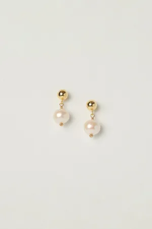 LA PEARLA STUDS