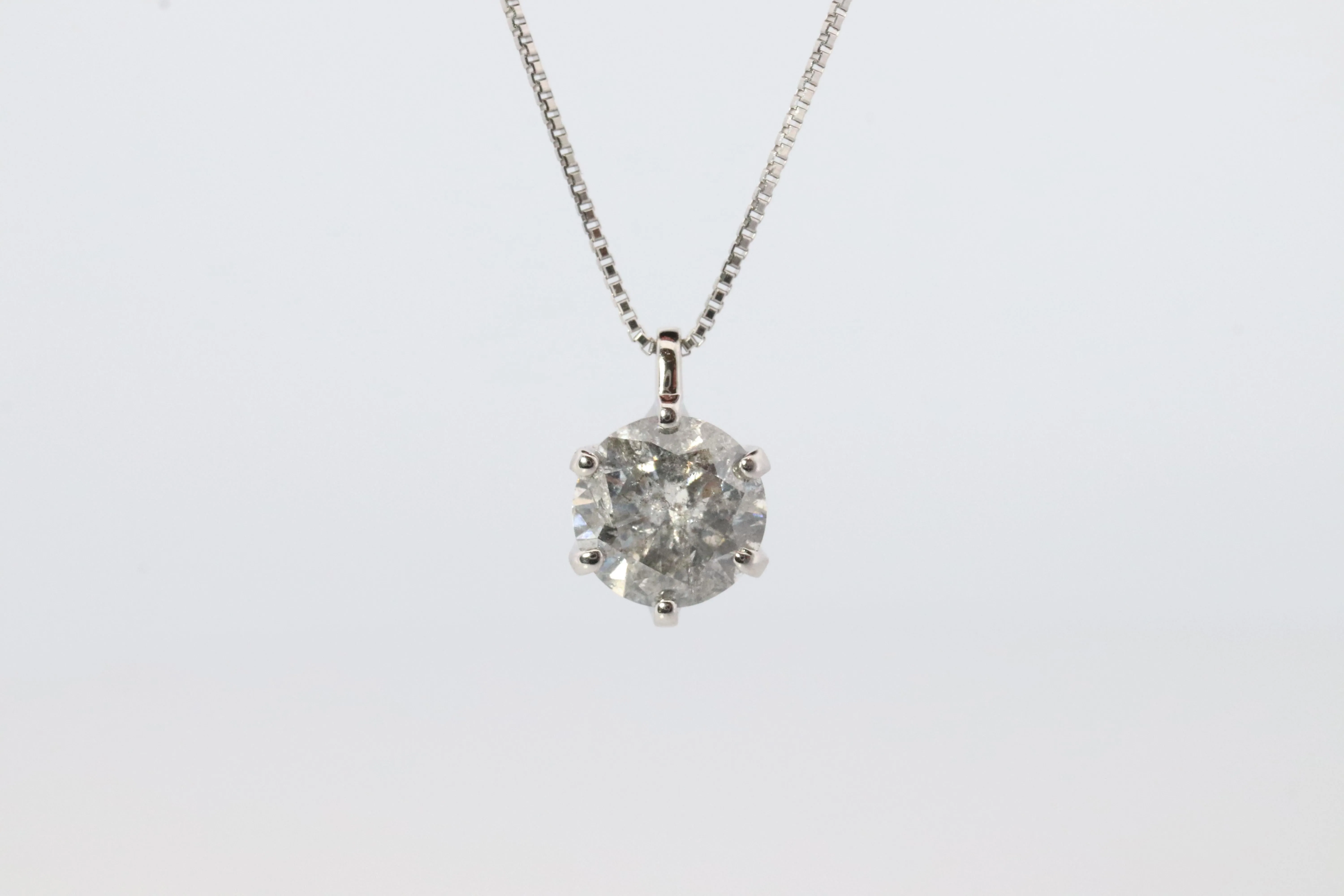 Large Diamond solitaire pendant. Platinum Pt900 Round diamond 1CT Necklace