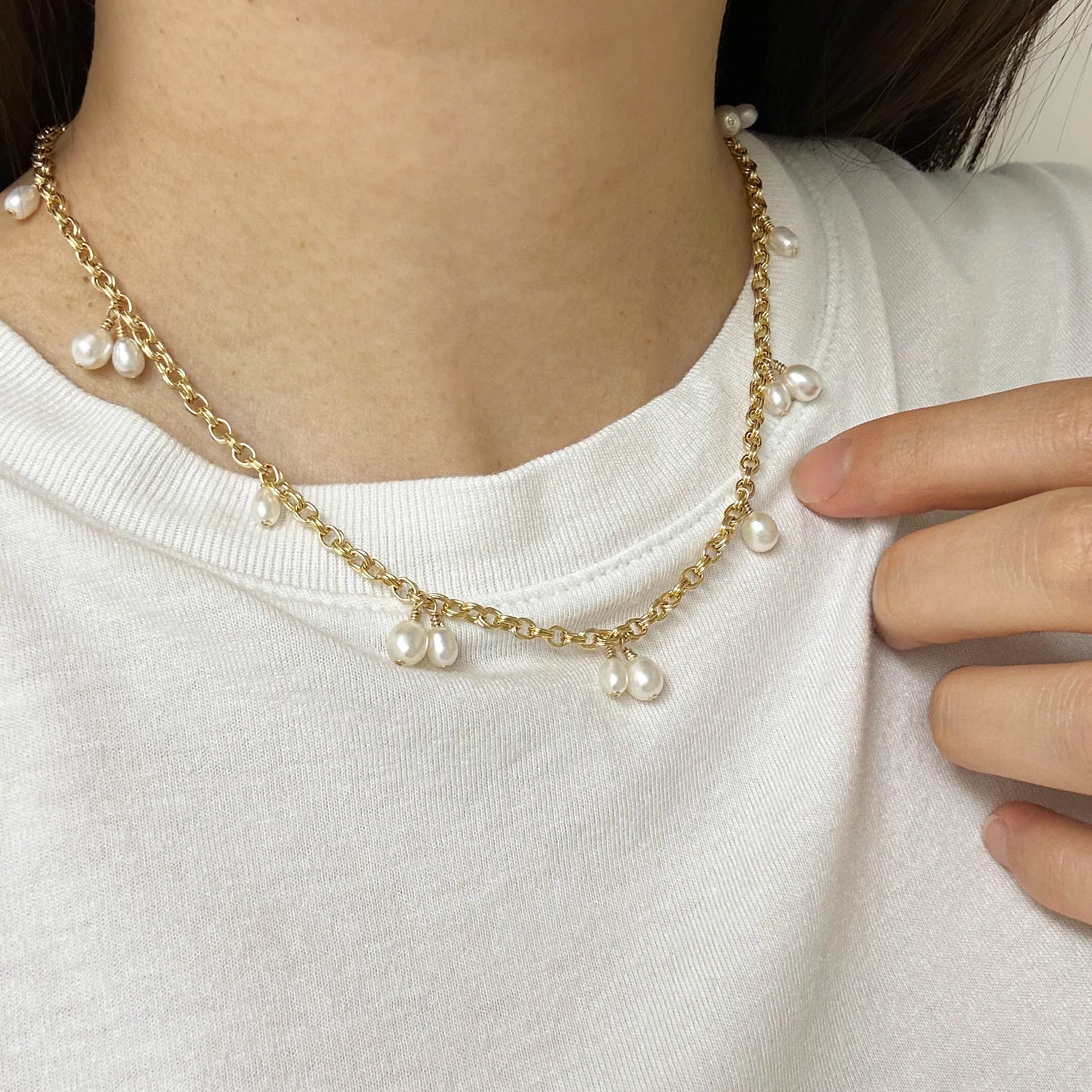 Leila Pearl Necklace