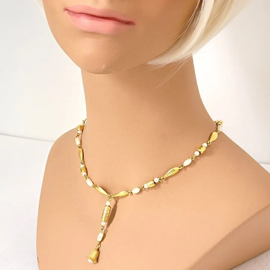Liz Claiborne Faux Pearl Y Style Choker