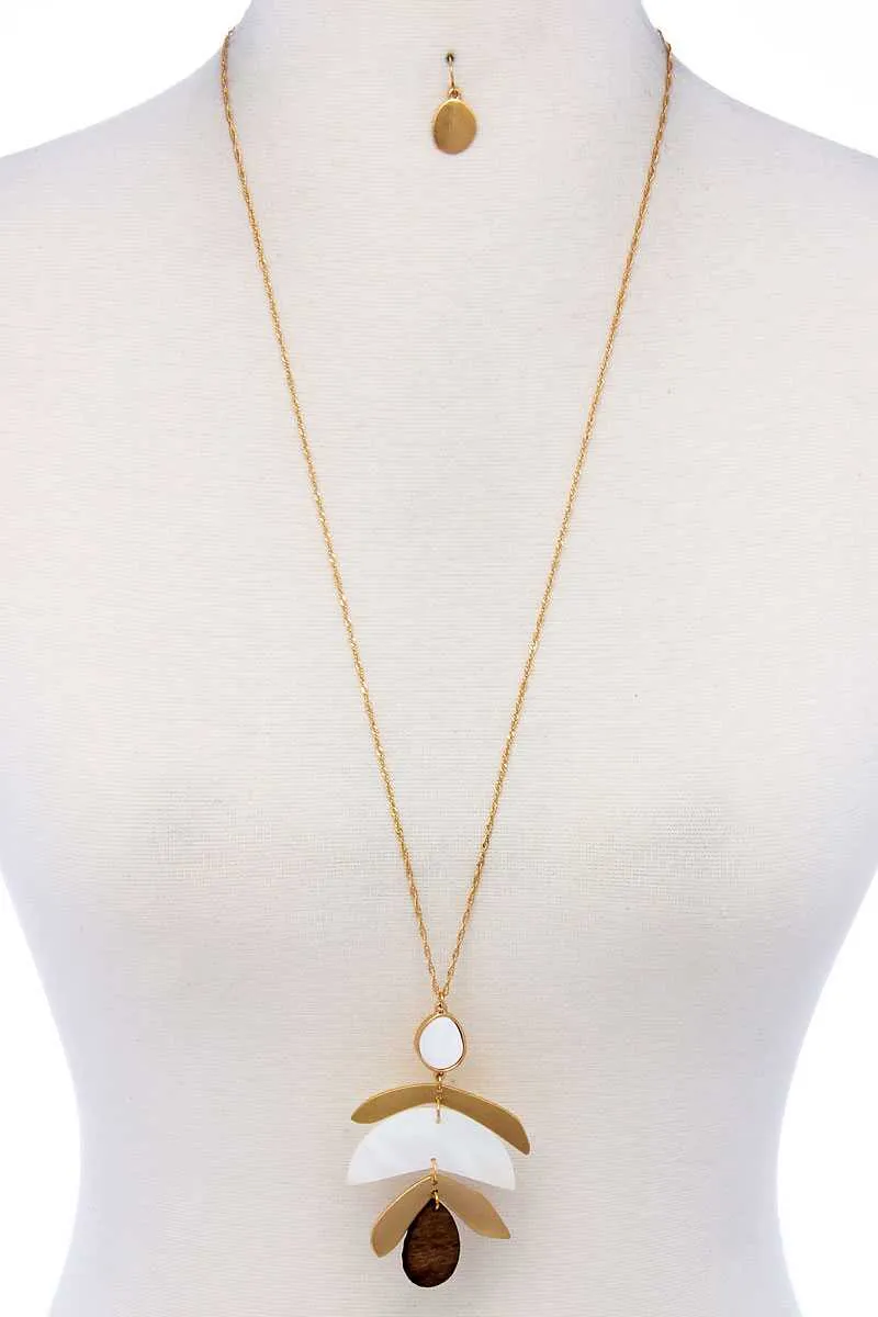 Modern Stylish Drop Pendant Necklace And Earring Set