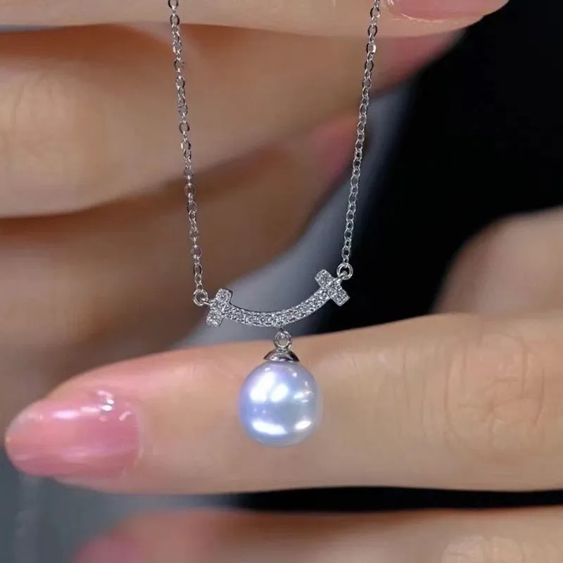 New Arrival Round Imitation Pearl Pendant Necklace with Dazzling CZ Stone Exquisite Women
