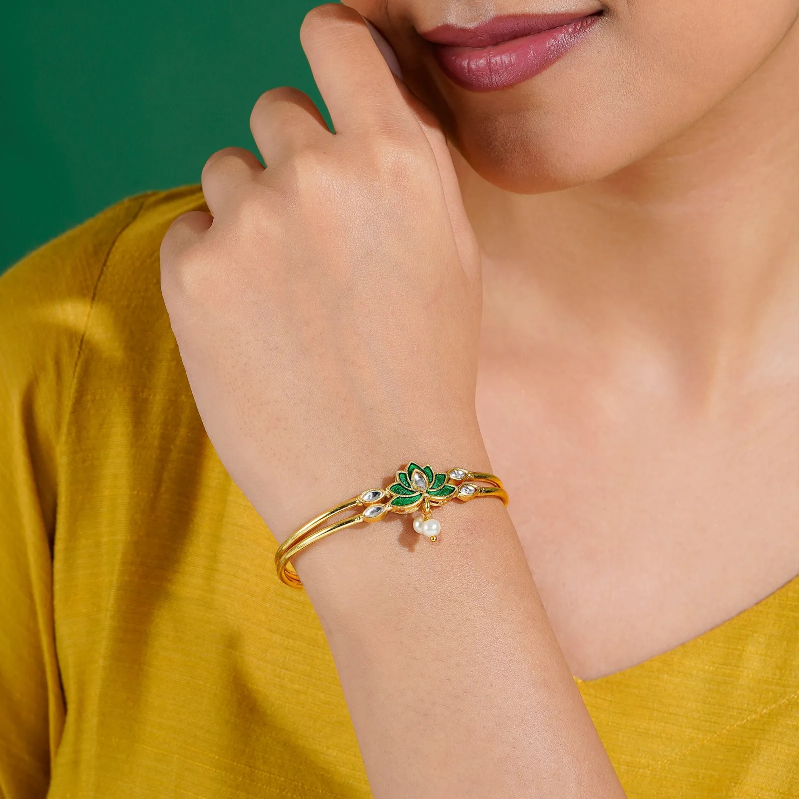 Padhaaro Saa Green Bracelet