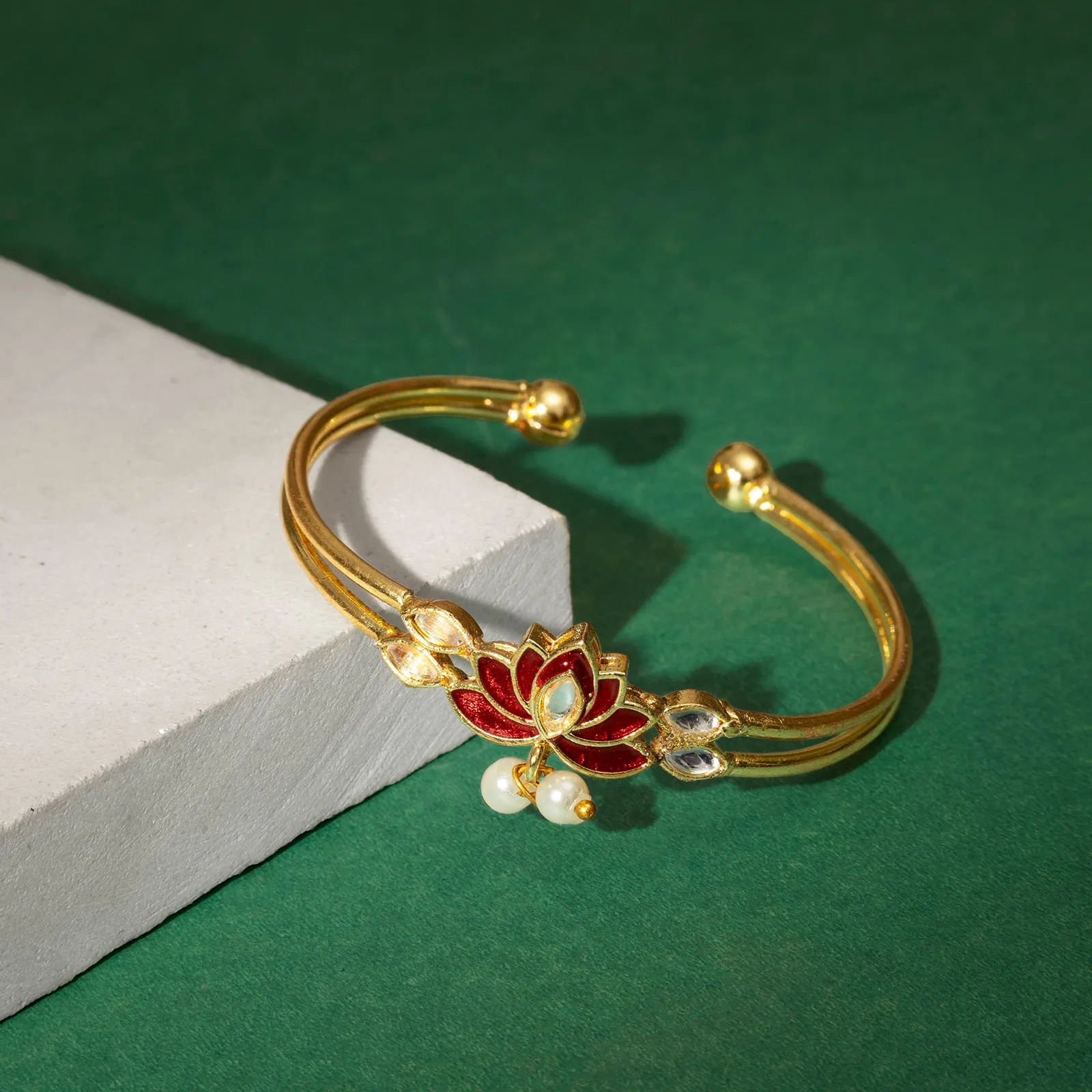 Padhaaro Saa Maroon Bracelet