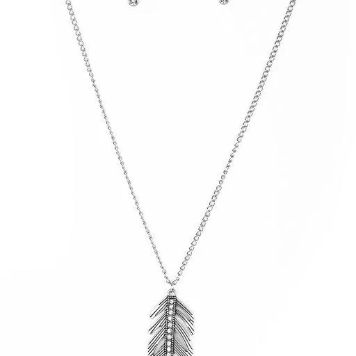 Paparazzi Necklace ~ Sky Quest - White