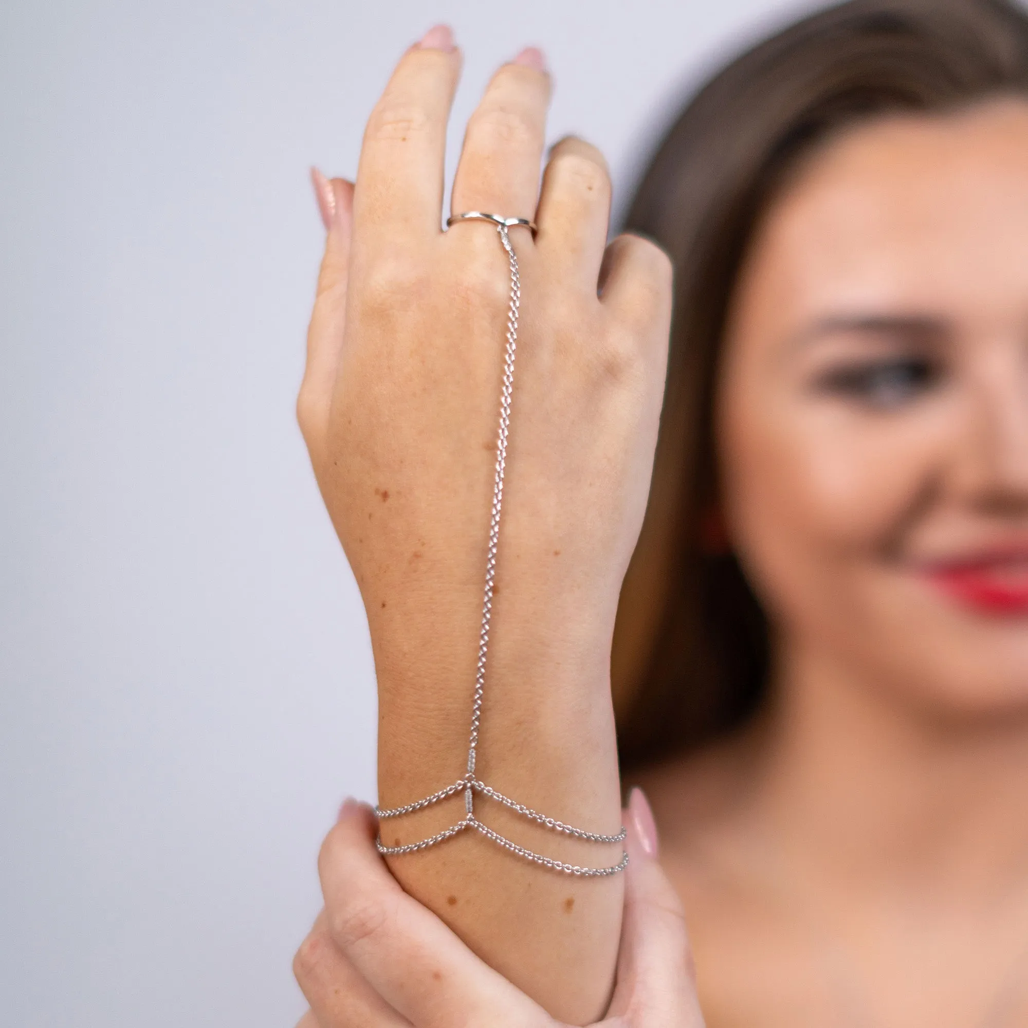 Skinny Drip Hand Chain