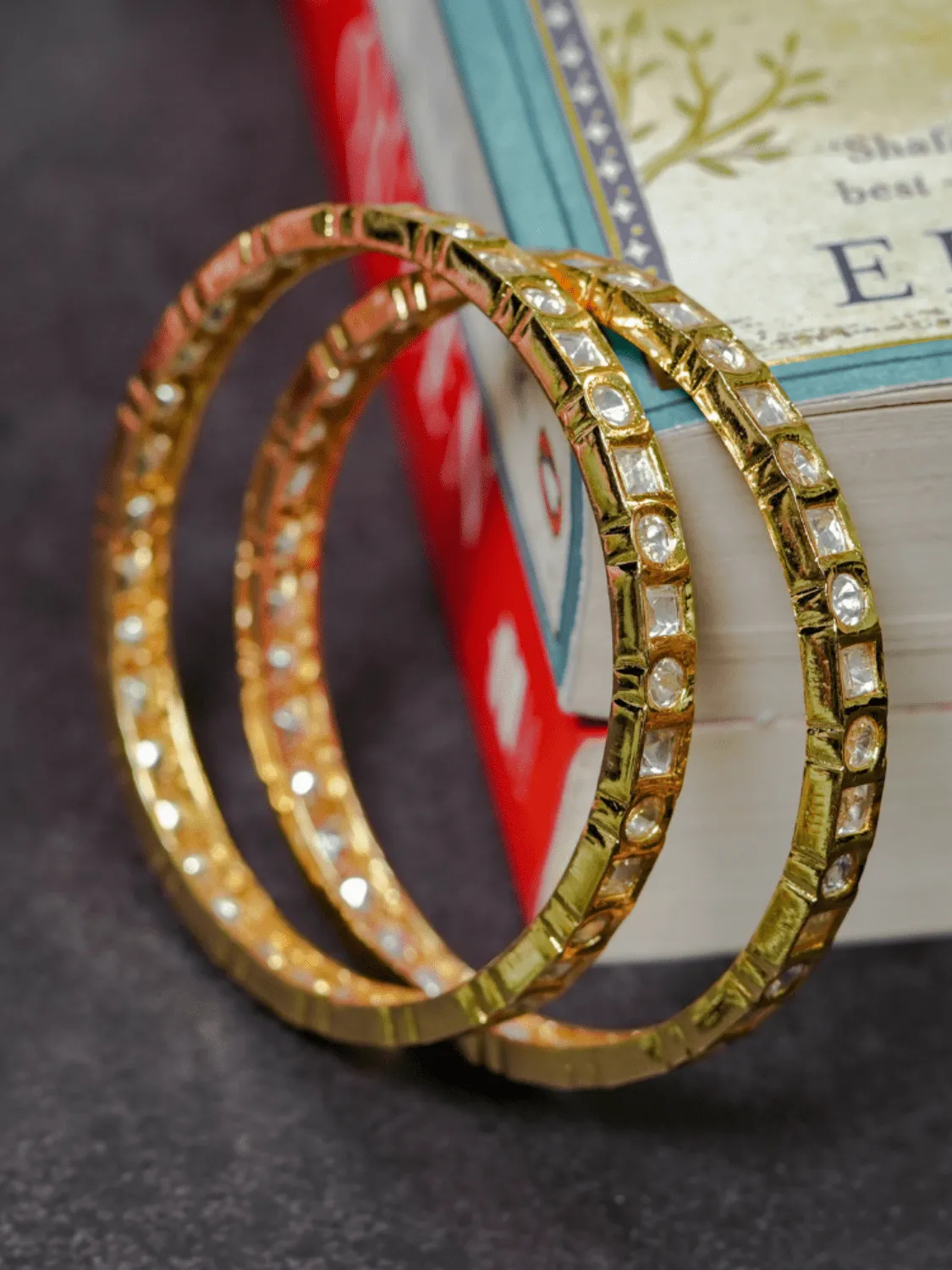 Sleek Kundan Bangle Pair