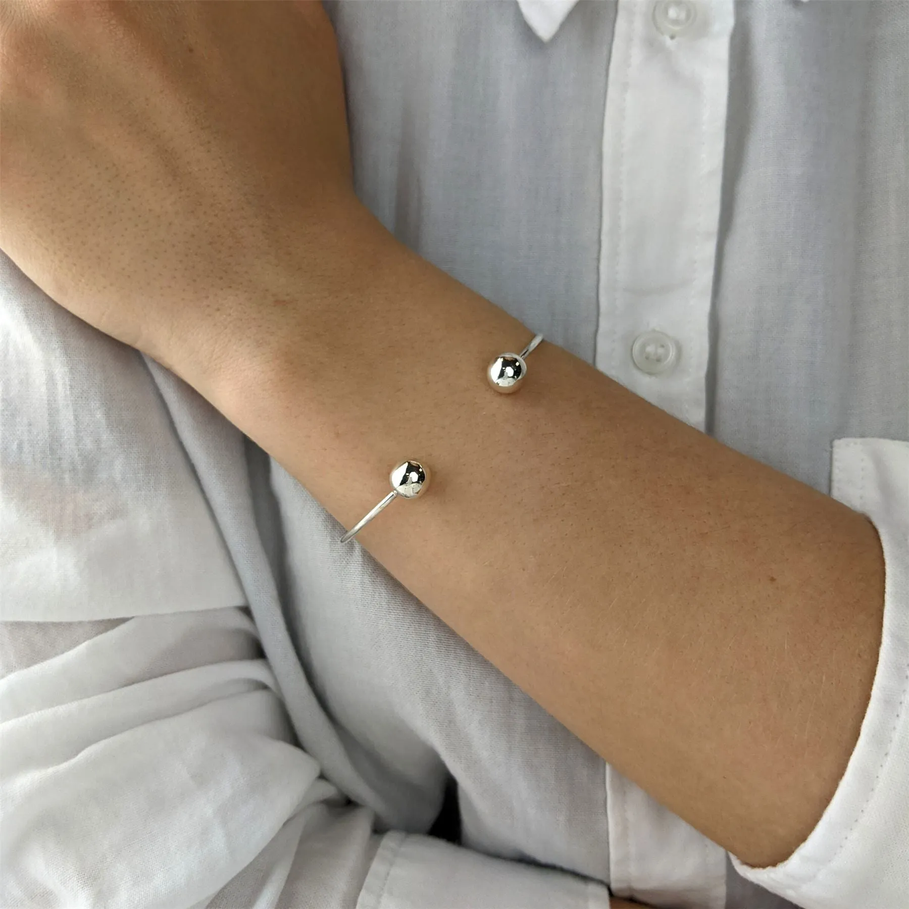 Sterling Silver Simple Classic Round Tube Adjustable Torque Bangle