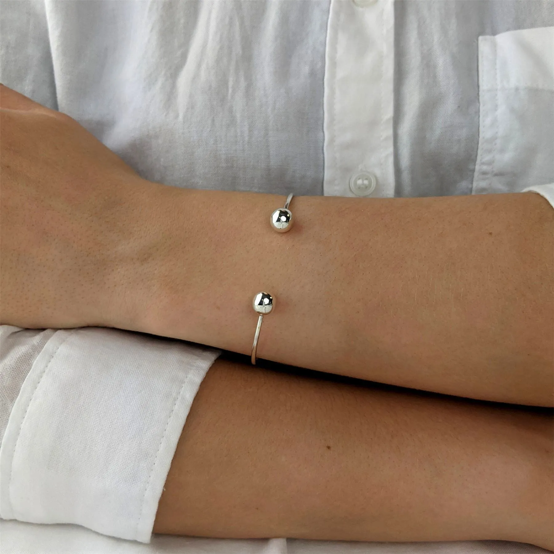 Sterling Silver Simple Classic Round Tube Adjustable Torque Bangle