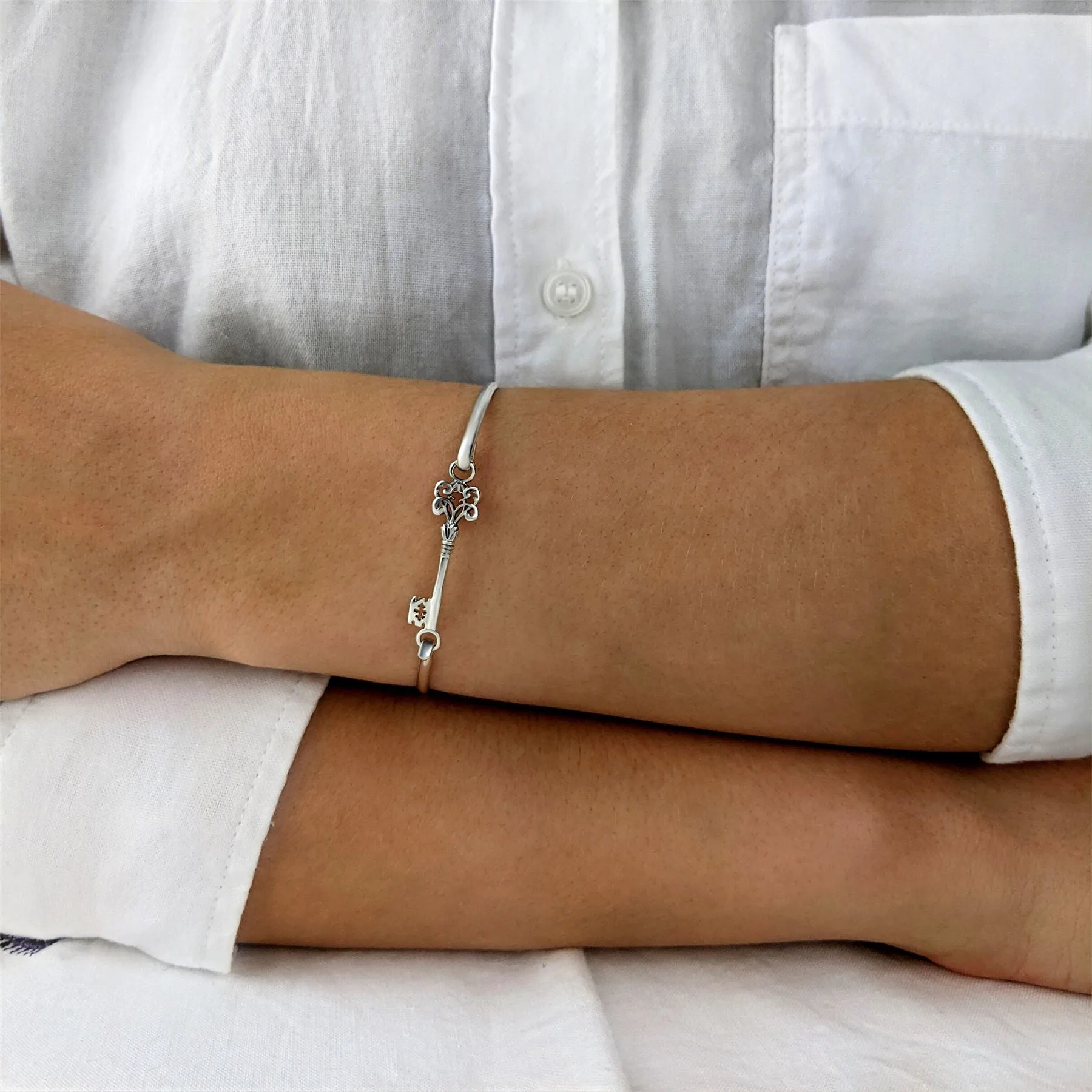 Sterling Silver Thin Elegant Filigree Key Bangle With Hook Clasp