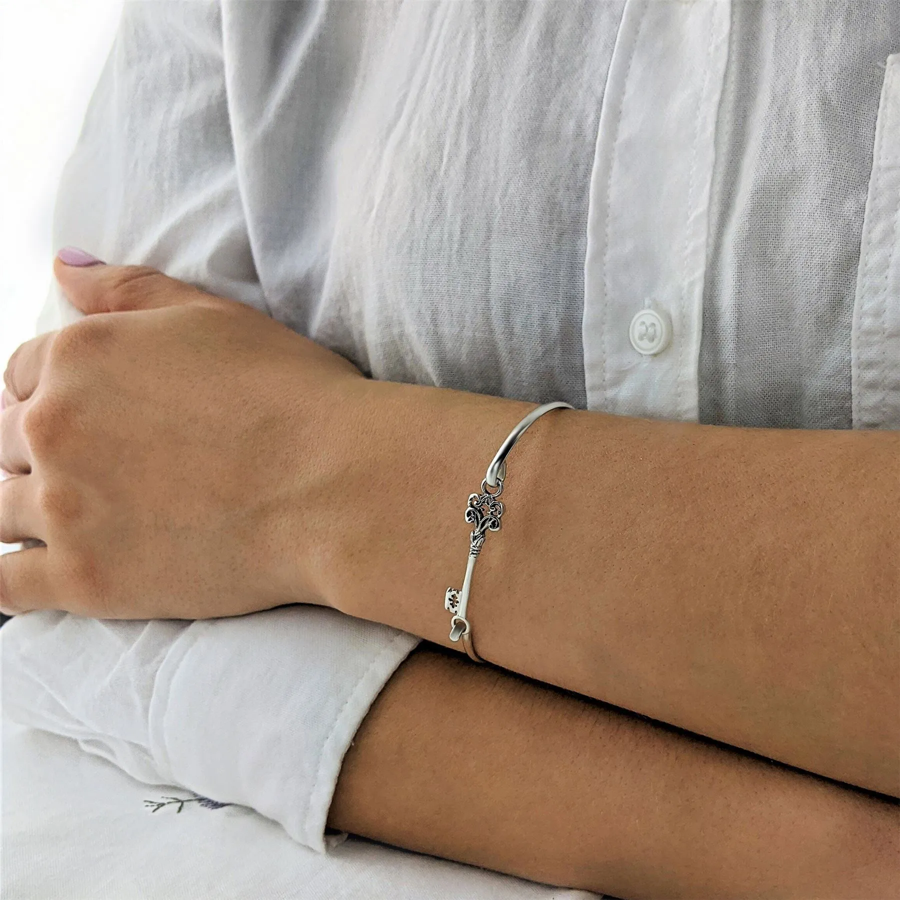 Sterling Silver Thin Elegant Filigree Key Bangle With Hook Clasp