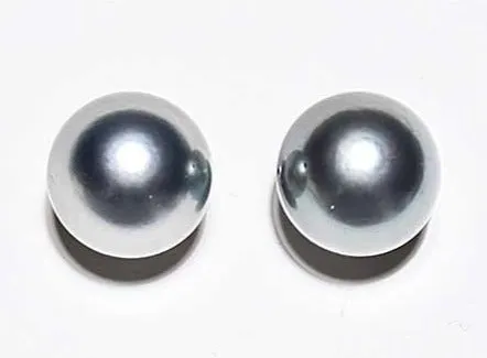 Timeless Elegant Tahitian Pearl Stud Earrings 12mm