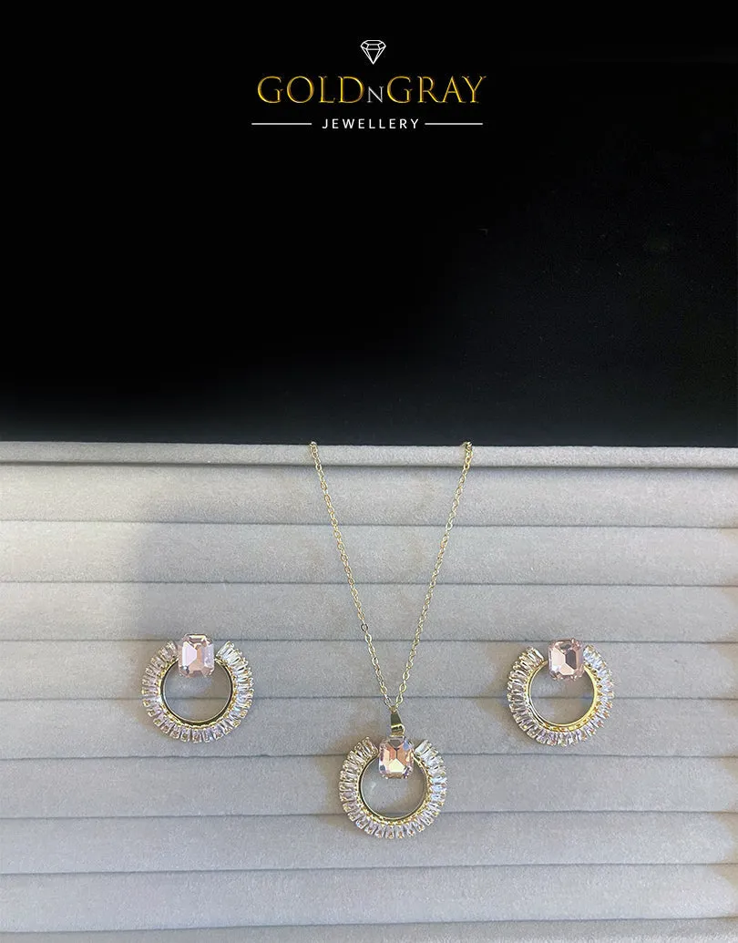 Timeless Sapphire & Gold Circle Pendant Set