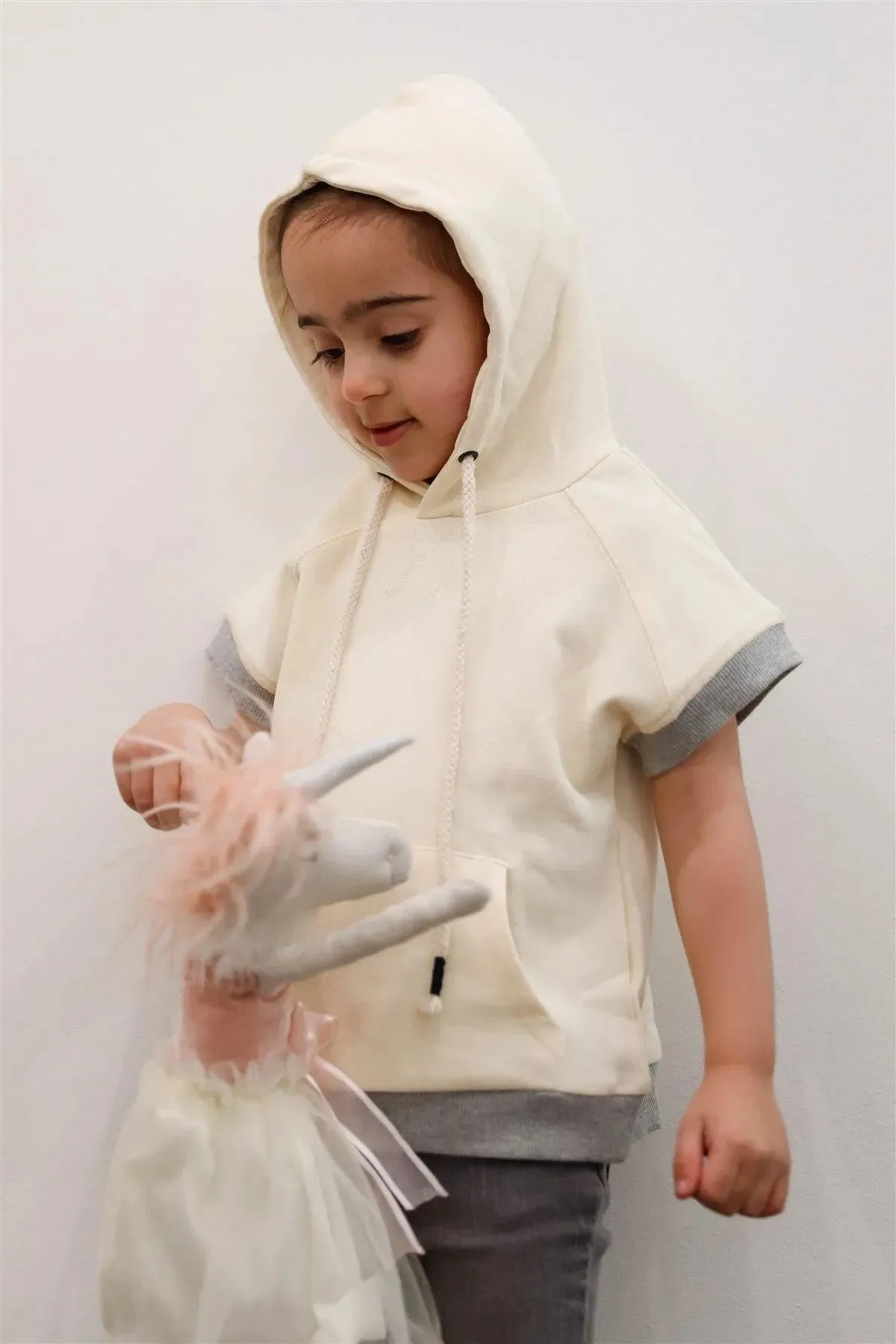Toddler Girls Cream Contrast Cuffs & Hem Short Sleeve Hooded Sweatshirt /1-1-1-1